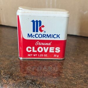 Antique McCormick Ground Cloves Tin 1977